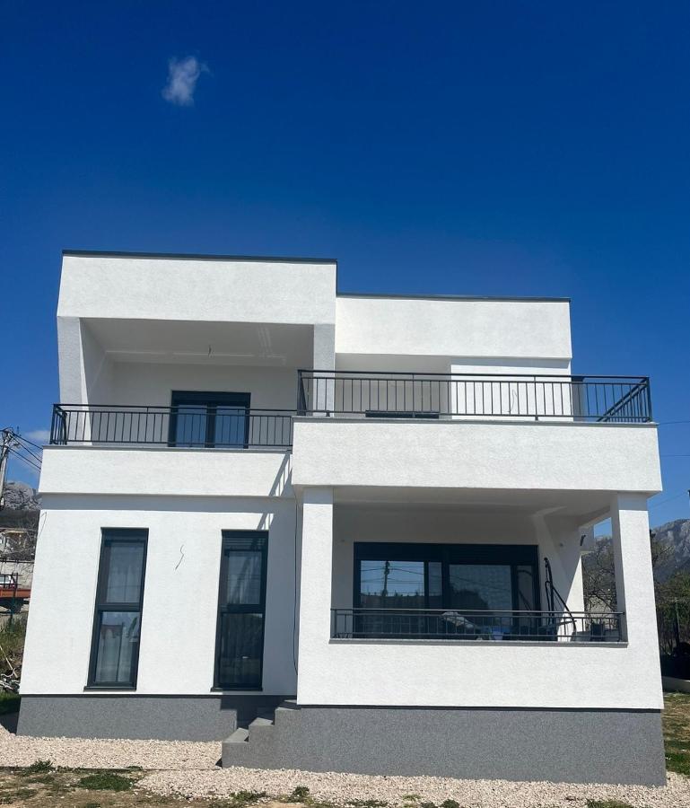 Lana Apartmani Bar Exterior foto